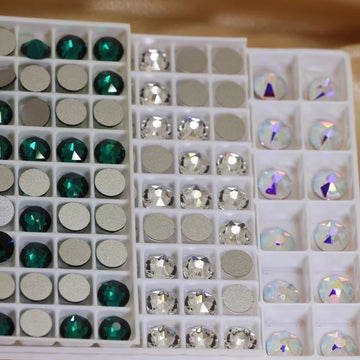 Strass dentaires en cristal à dos plat — lot de 24, 1,8 à 2,6 mm