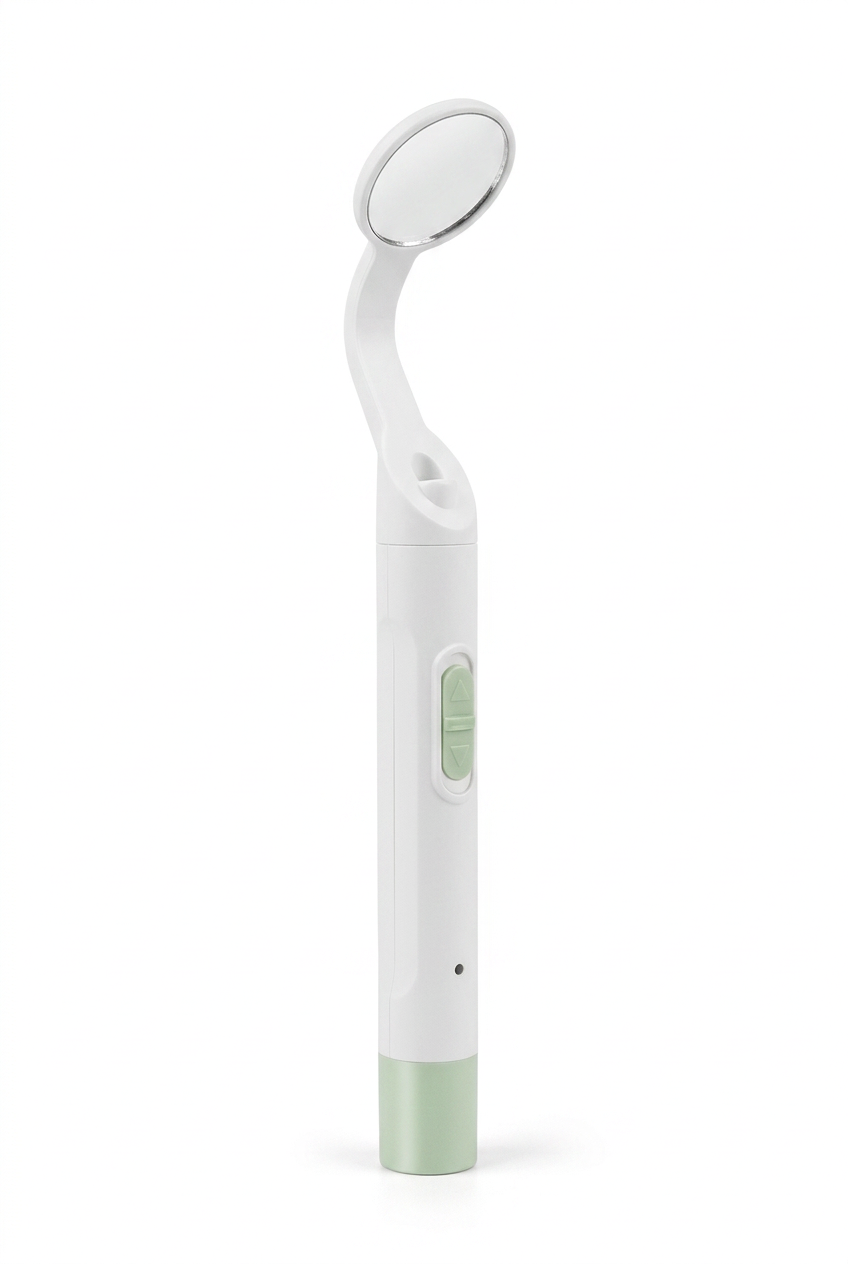 Specchietto dentale LED — su sfondo bianco